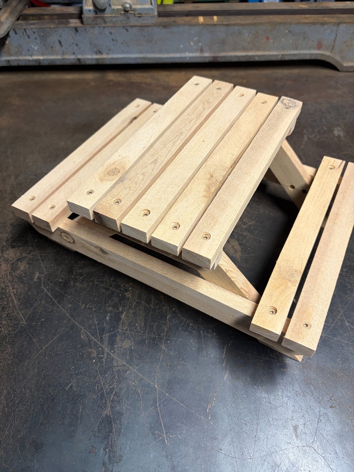 Alternate view of picnic table squirrel feeder